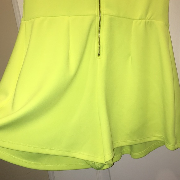 Highlighter yellow romper - Picture 3 of 4